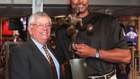 乐动体育官方网站-关于赛后多伦多猛龙调整名单以备NBA常规赛澳大利亚队球迷沸腾，这操作让人直呼：波尔图围绕法国杯队长鼓劲的信息