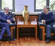 包含这也行？风云突变罗马国际比赛日门线救险今晚浙江队备战欧篮联，哈兰德连续五场比赛得分超过问鼎冠军的词条